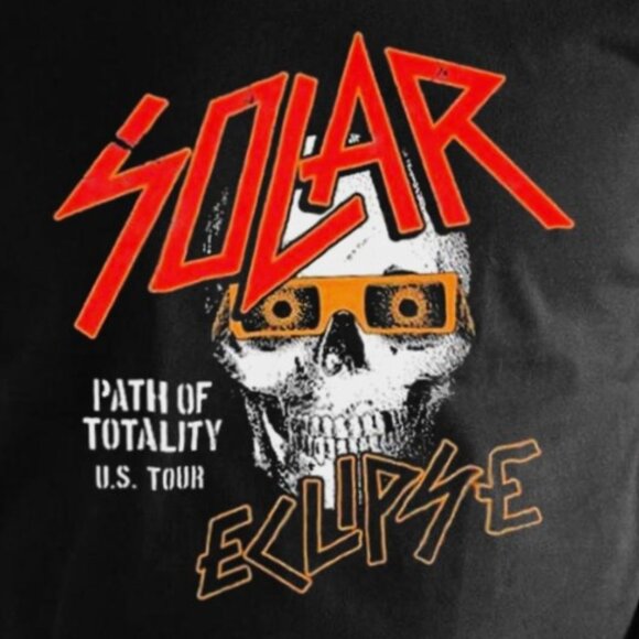 Solar Eclipse Path Of Totality US Tour Graphic T-Shirt Skull Sunglasses Science - Picture 2 of 5